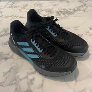 Adidas Terrex 280 hiking shoes